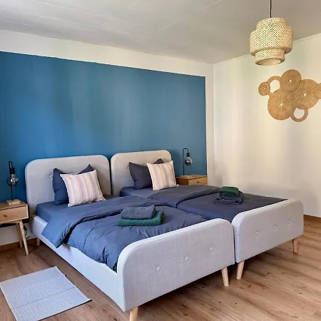 Spacious, Stylish & Apartment, Great Excursions In Surrounding Area