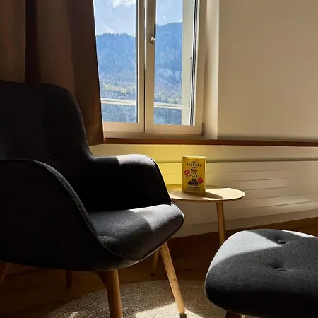 Apartment Spacious, Stylish & Apartment, Great Excursions In Surrounding Area
