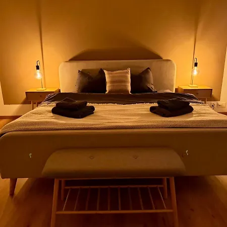 Spacious, Stylish & Apartment, Great Excursions In Surrounding Area