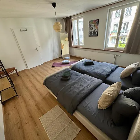 דירה Spacious, Stylish & Apartment, Great Excursions In Surrounding Area מירינגן