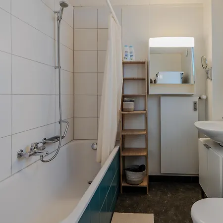 Lägenhet Spacious, Stylish & Apartment, Great Excursions In Surrounding Area Meiringen