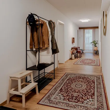Spacious, Stylish & Apartment, Great Excursions In Surrounding Area *