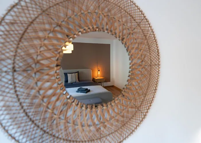 Spacious, Stylish & Apartment, Great Excursions In Surrounding Area *