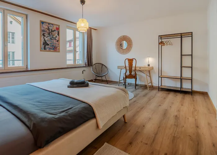 Spacious, Stylish & Apartment, Great Excursions In Surrounding Area Апартаменты *