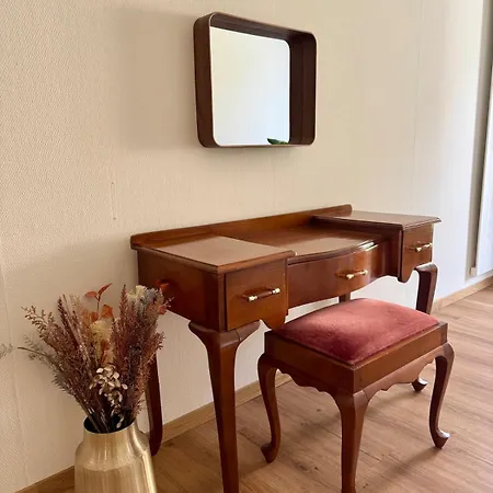 Spacious, Stylish & Apartment, Great Excursions In Surrounding Area 아파트 마이링겐